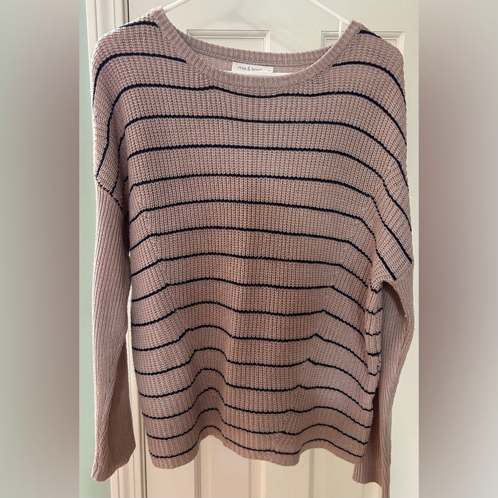 Women’s Small Mia & Tess Striped Pink Sweater